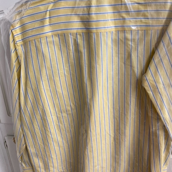 Ladies button down - Picture 3 of 3